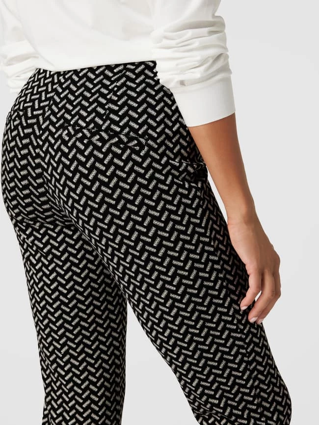 Cambio Hose Mit Allover-Muster Modell 'Ros' - Schwarz – Bild 3